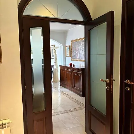 Pm 1 Via Raffaello Sanzio Апартаменты *